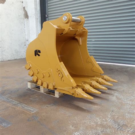 Pc200 Excavator Bucket 